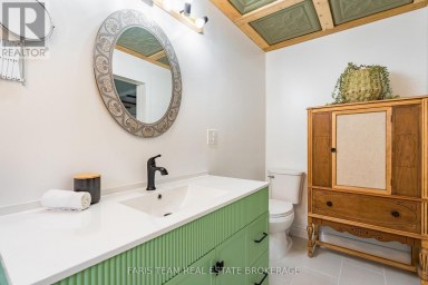 172 ALBIN ROAD Tay (Waubaushene) Ontario photo 19