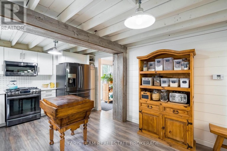 172 ALBIN ROAD, Tay (Waubaushene), Ontario, L0K2C0