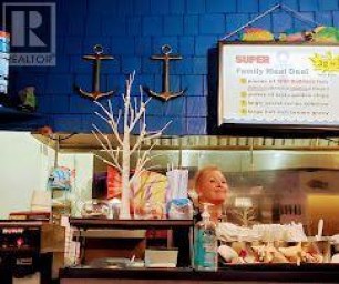 1020 BURNAMTHORPE ROAD E Mississauga (Hurontario) Ontario photo 3
