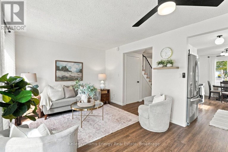 6 OVERBANK DRIVE, Oshawa (McLaughlin), Ontario, L1J7X9