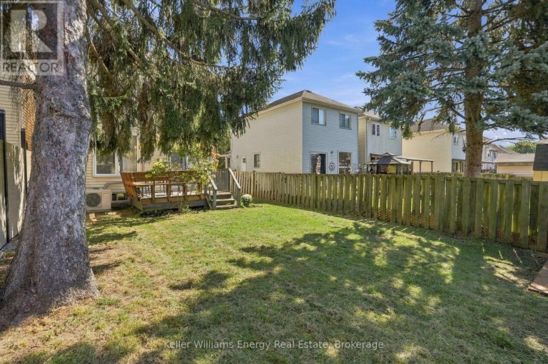 6 OVERBANK DRIVE, Oshawa (McLaughlin), Ontario, L1J7X9
