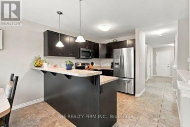 884 REEVES AVENUE London North (North I) Ontario photo 15
