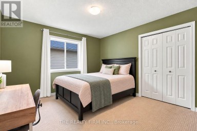 884 REEVES AVENUE London North (North I) Ontario photo 31