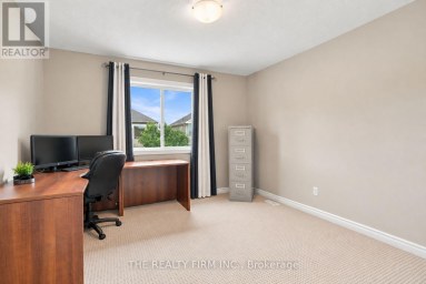 884 REEVES AVENUE London North (North I) Ontario photo 35