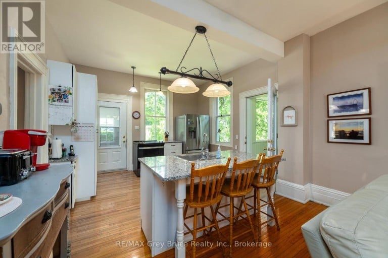 580 23RD STREET W, Owen Sound, Ontario, N4K4G9
