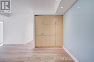 1102 - 89 SOUTH TOWN CENTRE BOULEVARD Markham (Unionville) Ontario photo 13