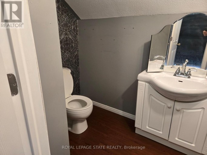325 SIMPSON AVENUE, Welland (Lincoln/Crowland), Ontario, L3B4Y7