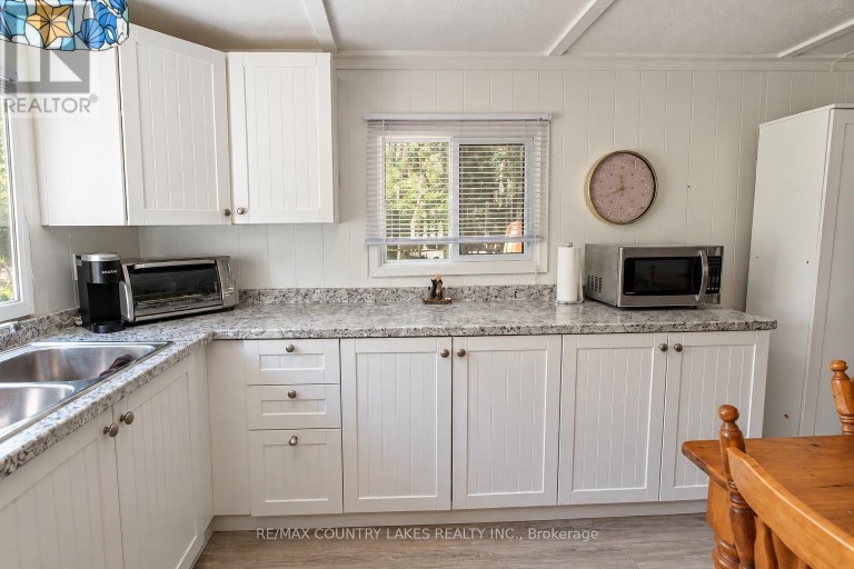 77 MCGUIRE BEACH ROAD, Kawartha Lakes (Carden), Ontario, K0M2B0