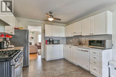 11 - 100 STROUD CRESCENT London South (South X) Ontario photo 10