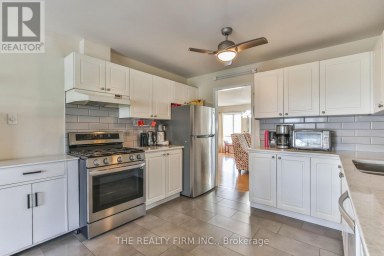 11 - 100 STROUD CRESCENT London South (South X) Ontario photo 11