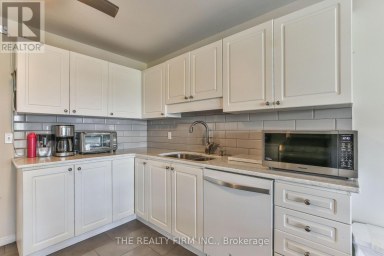 11 - 100 STROUD CRESCENT London South (South X) Ontario photo 12