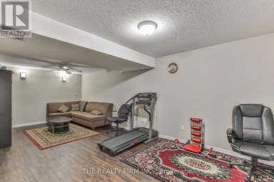 11 - 100 STROUD CRESCENT London South (South X) Ontario photo 23