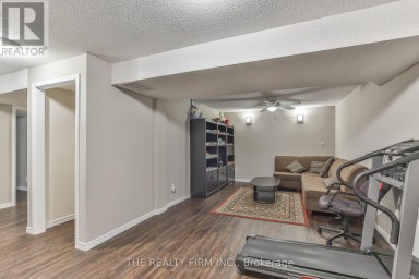11 - 100 STROUD CRESCENT London South (South X) Ontario photo 24