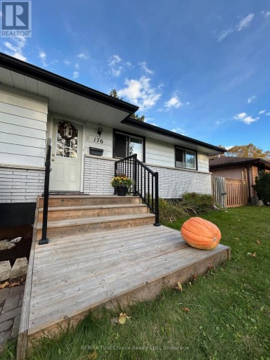 176 CRESCENT AVENUE, Thunder Bay (Grandview), Ontario, P7A7K6