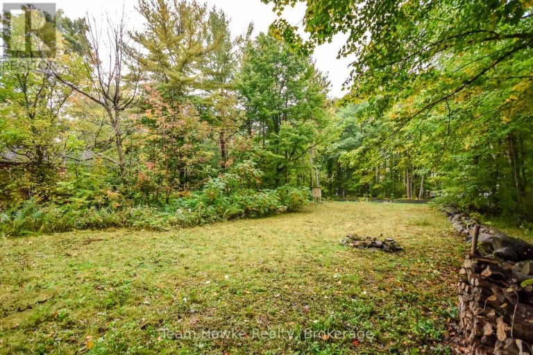 56 MCARTHUR DRIVE, Penetanguishene, Ontario, L9M1W9