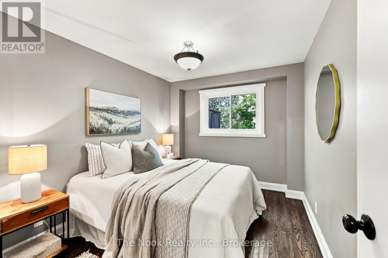 293 BRIGHTON COURT, Oshawa (Eastdale), Ontario, L1G6H5