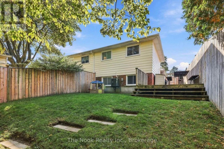 293 BRIGHTON COURT, Oshawa (Eastdale), Ontario, L1G6H5