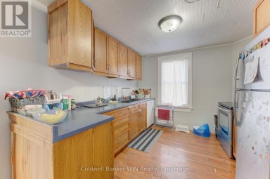 160 QUEEN STREET E Wellington North (Mount Forest) Ontario photo 10