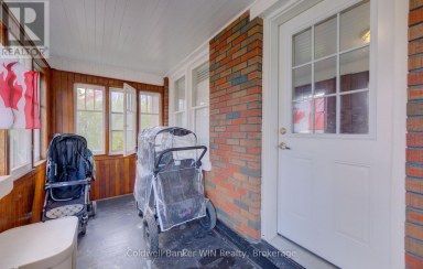 160 QUEEN STREET E Wellington North (Mount Forest) Ontario photo 2