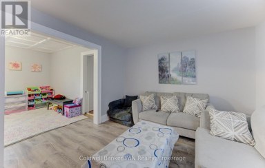 160 QUEEN STREET E Wellington North (Mount Forest) Ontario photo 7
