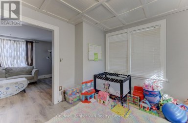 160 QUEEN STREET E Wellington North (Mount Forest) Ontario photo 8