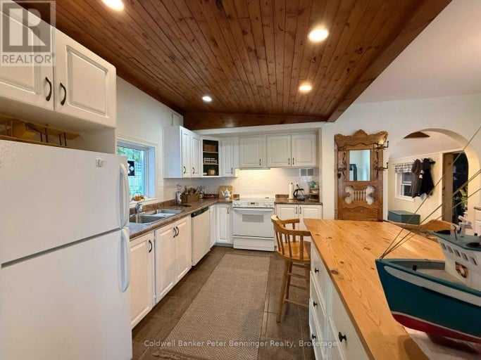 158 BRUCE RD 17 ROAD, Arran-Elderslie, Ontario, N0H2N0