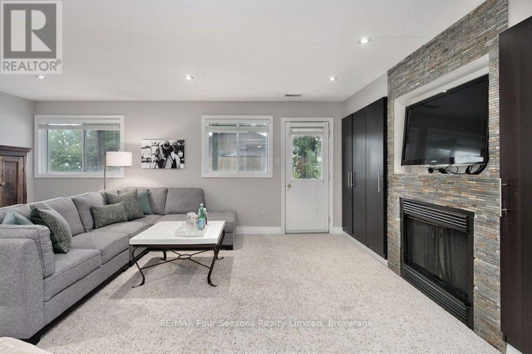 104 LAURIE'S COURT, Blue Mountains, Ontario, L9Y0L4