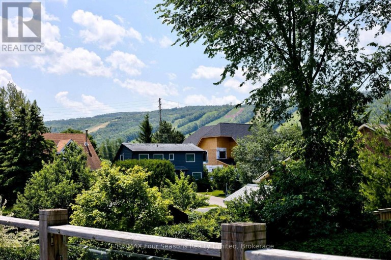 104 LAURIE'S COURT, Blue Mountains, Ontario, L9Y0L4