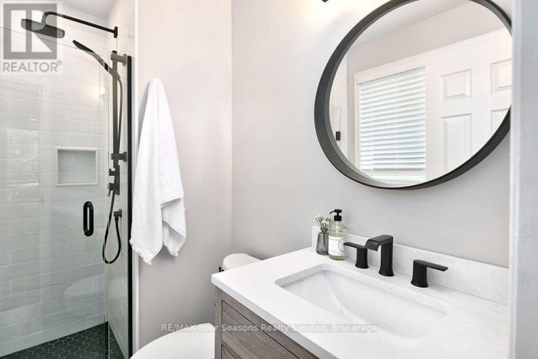 104 LAURIE'S COURT, Blue Mountains, Ontario, L9Y0L4