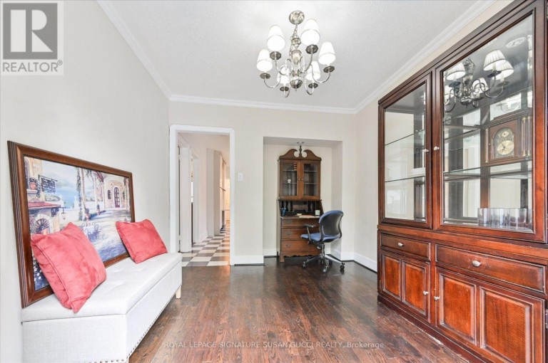 292 GLEBEMOUNT AVENUE, Toronto (East York), Ontario, M4C3V3
