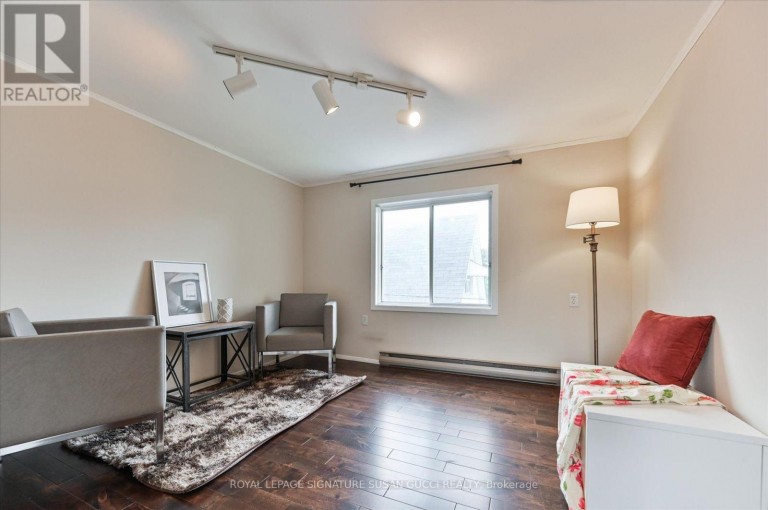 292 GLEBEMOUNT AVENUE, Toronto (East York), Ontario, M4C3V3
