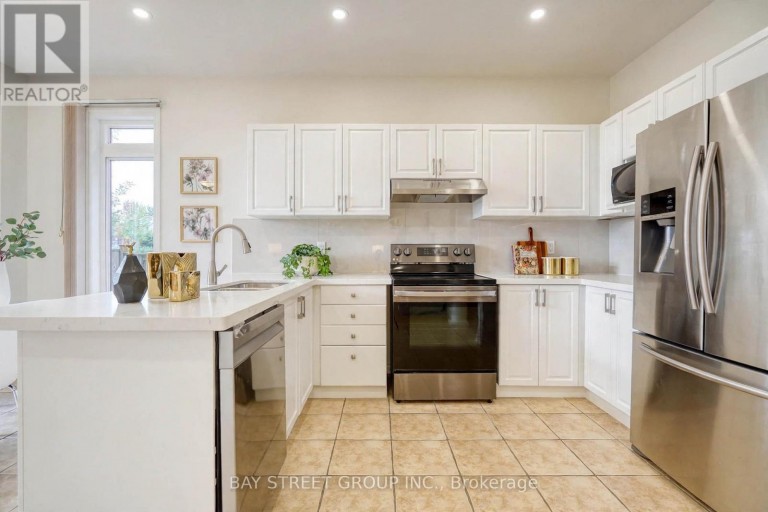 15 FRASERWOOD ROAD, Vaughan (Patterson), Ontario, L4J9C5