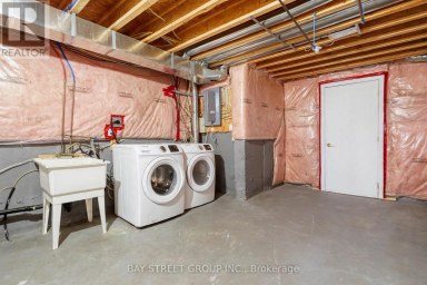 15 FRASERWOOD ROAD Vaughan (Patterson) Ontario photo 36