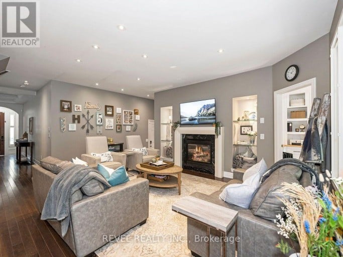 166 FORBES TERRACE, Milton (SC Scott), Ontario, L9T0S6