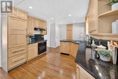 28 CANDLEWOOD CRESCENT Toronto (York University Heights) Ontario photo 11
