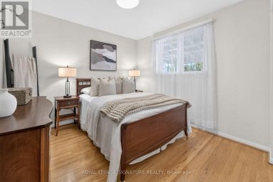 28 CANDLEWOOD CRESCENT Toronto (York University Heights) Ontario photo 16