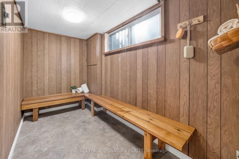 28 CANDLEWOOD CRESCENT, Toronto (York University Heights), Ontario, M3J1G8