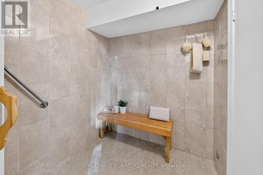 28 CANDLEWOOD CRESCENT Toronto (York University Heights) Ontario photo 29
