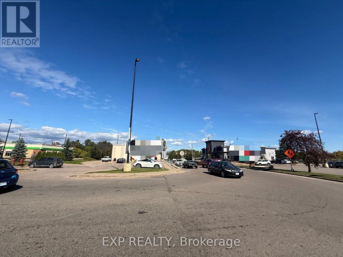 B&C - 1108 PEMBROKE STREET E, Laurentian Valley, Ontario, K8A7R5