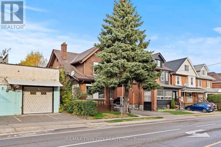 88 GAGE AVENUE S, Hamilton (Stipley), Ontario, L8M3C9