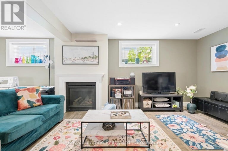 40 AMBROSIA TERRACE, Quinte West (Murray Ward), Ontario, K8V0G6