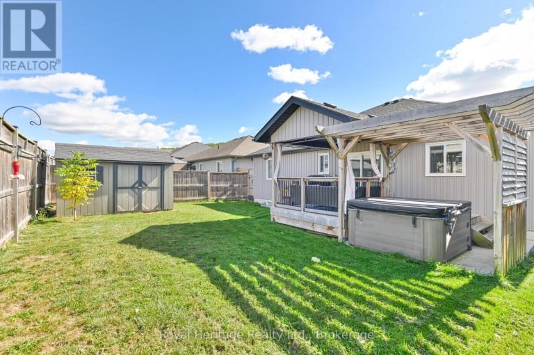 40 AMBROSIA TERRACE, Quinte West (Murray Ward), Ontario, K8V0G6