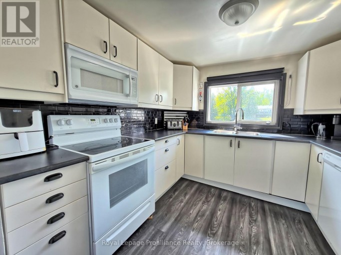562 CORDOVA ROAD, Marmora and Lake (Marmora Ward), Ontario, K0K2M0