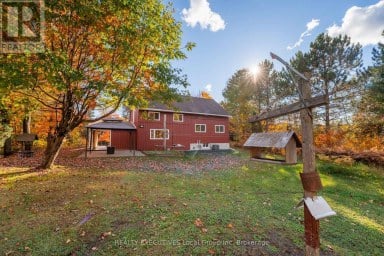 650 WIDDIFIELD STATION ROAD North Bay (Airport) Ontario photo 3