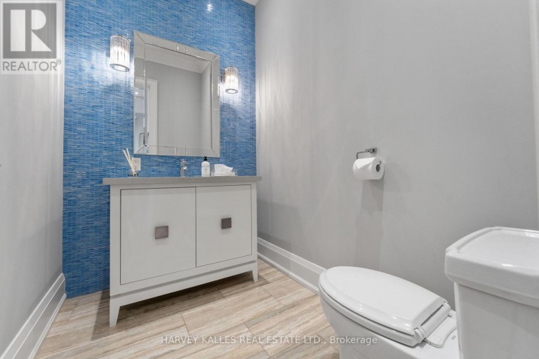 717 WOBURN AVENUE, Toronto (Bedford Park-Nortown), Ontario, M5M1M2