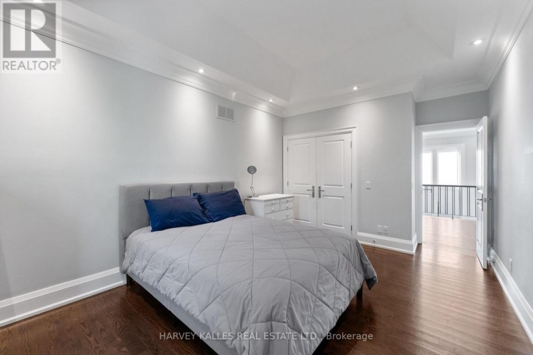 717 WOBURN AVENUE, Toronto (Bedford Park-Nortown), Ontario, M5M1M2