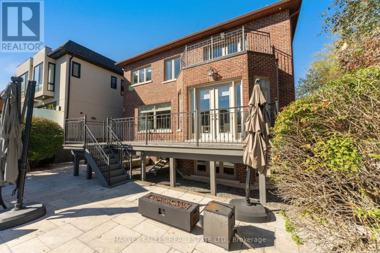 717 WOBURN AVENUE, Toronto (Bedford Park-Nortown), Ontario, M5M1M2