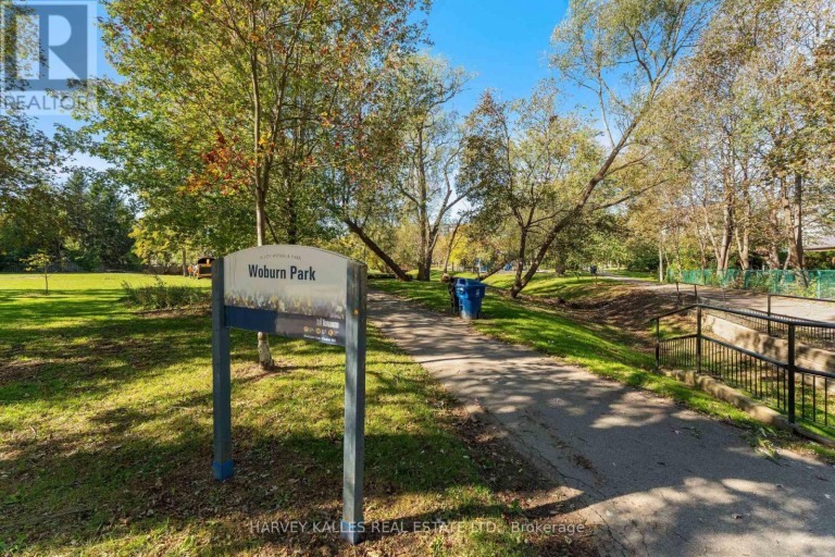 717 WOBURN AVENUE, Toronto (Bedford Park-Nortown), Ontario, M5M1M2