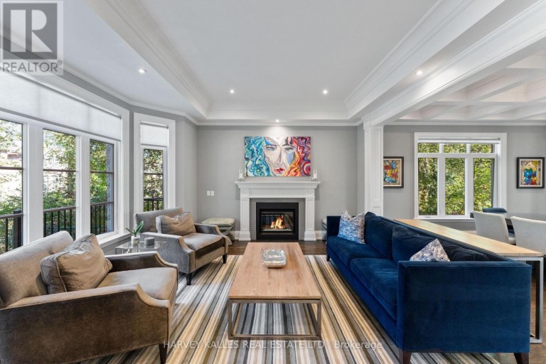 717 WOBURN AVENUE, Toronto (Bedford Park-Nortown), Ontario, M5M1M2