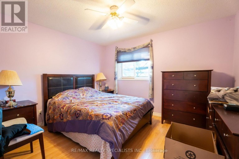 26 VIVALDI CRESCENT, Brampton (Brampton South), Ontario, L6Y2S2